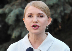 Timošenko pauda pārliecību par Krievijas spēku līdzdalību šajos notikumos un uzsvēra, ka to mērķis ir "Ukrainas austrumu aneksija pēc Krimas scenārija".