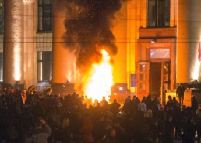 Promaskaviski protestētāji pasludina "Harkovas tautas republiku". FOTO