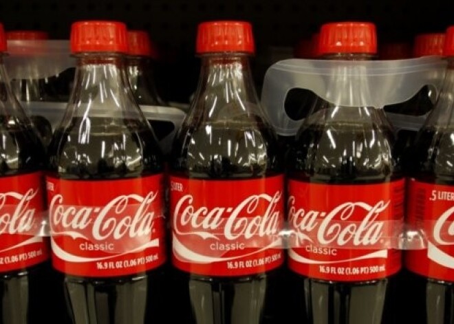 Pirmo reizi 15 gados "Coca-Cola" piedzīvo pārdošanas apjomu kritumu