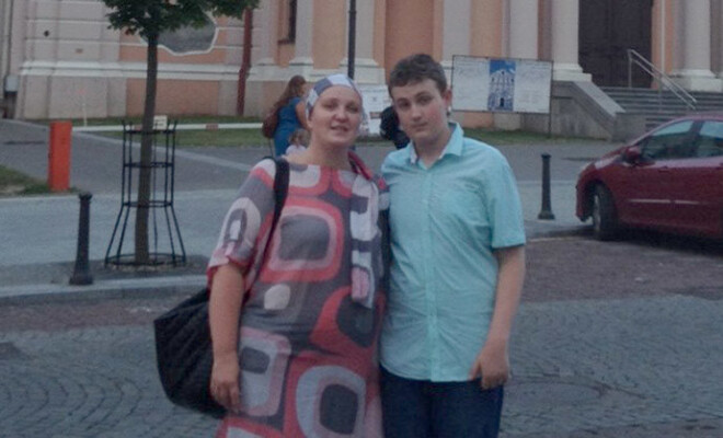 Operdīva lepojas ar dēlu Māri, kurš vasaras nogalē kļūs par brāli māsiņai vai brālītim.