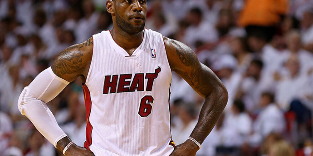 Čempioni "Heat" ar panākumu sāk NBA izslēgšanas spēles