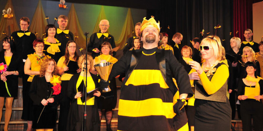 Valmieras jauktais koris „Valmiera” ar svētku koncertu „Lielākās ilgas” Svētā Sīmaņa baznīcā šonedēļ svinēs savas pastāvēšanas 40. gadadienu.