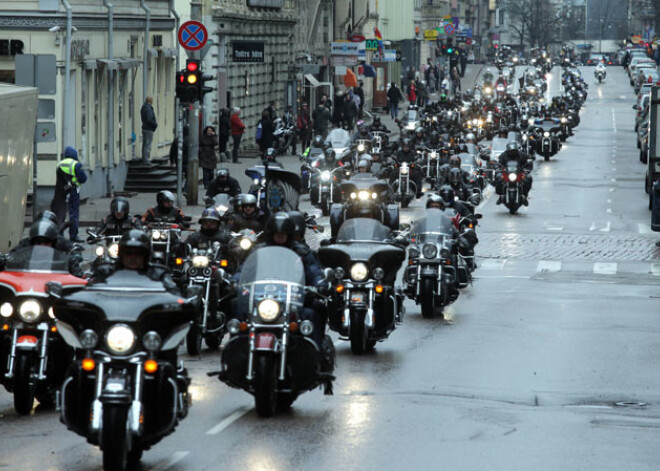 Ierobežos satiksmi motobraucēju parādes laikā