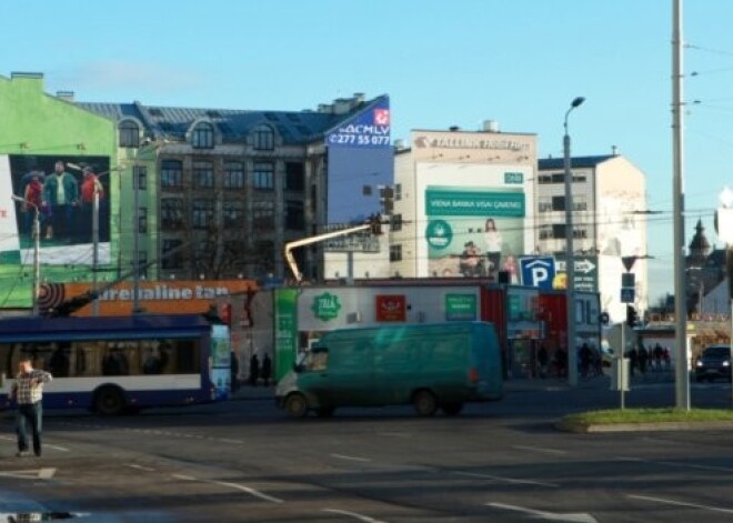 Рижская дума сняла запрет на политическую рекламу во многих частях города