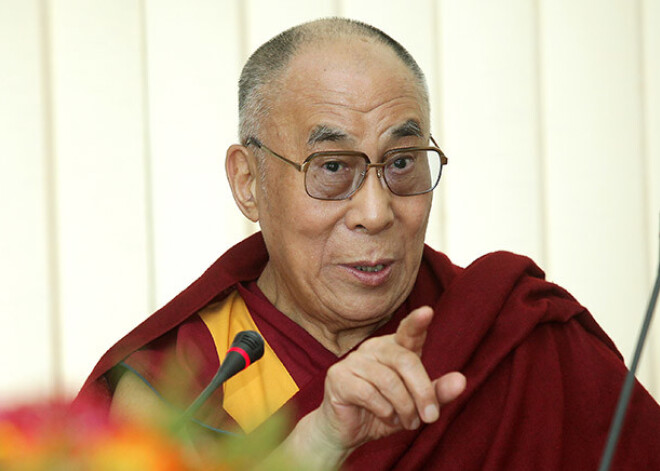 Dalailama sveic Latvijas tautu Neatkarības atjaunošanas 24.gadadienā