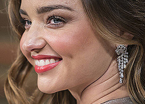 Mirandas Keras pārstāvis nav sniedzis komentārus, kās bijis par iemeslu, kāpēc miljardieri sakāvušies daiļās modeles dēļ.