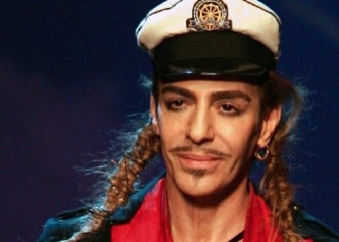 Джон Гальяно станет креативным директором российской сети «Л Этуаль»