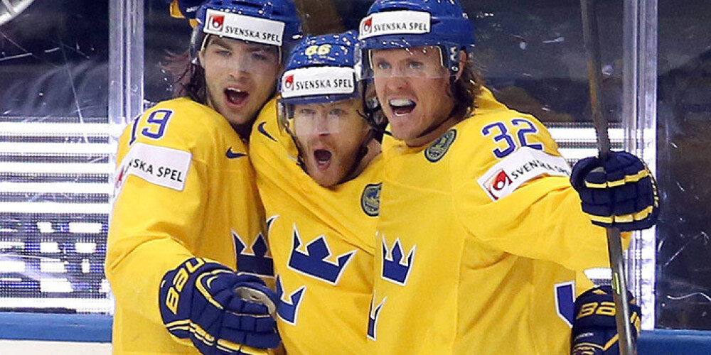 Zviedrijas hokeja izlase smagā cīņā sagādā Norvēģijai pirmo zaudējumu. VIDEO