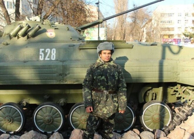 Суд дал санкцию на арест национал-большевика Айо Бенеса