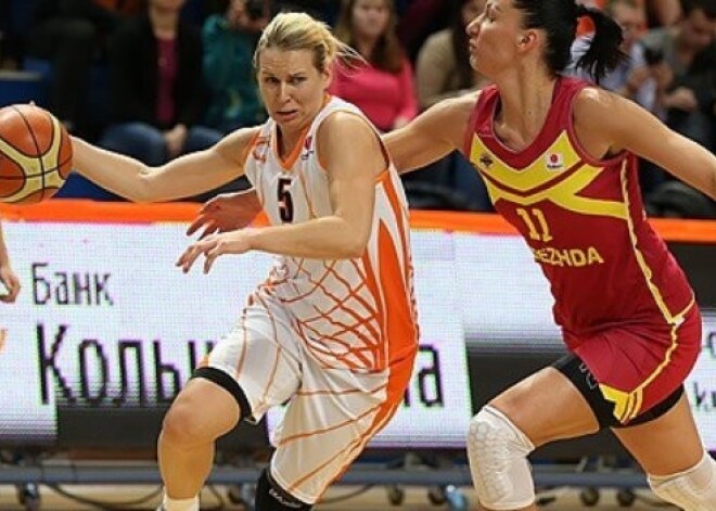 Jēkabsone-Žogota WNBA atgriežas ar 11 gūtajiem punktiem