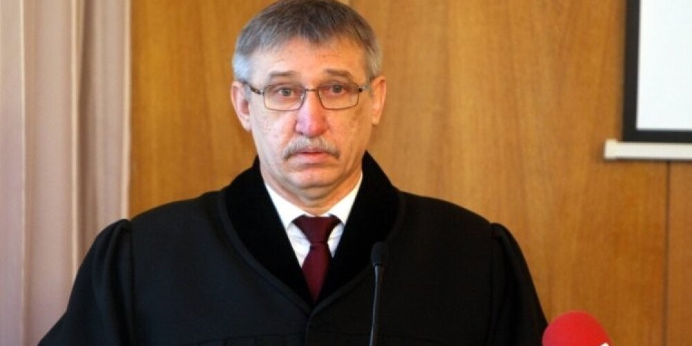Генпрокурор пока не видит оснований созывать комиссию по оценке Стрельчонка
