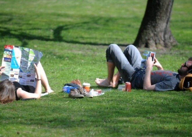 За два дня от жары пострадали 12 человек