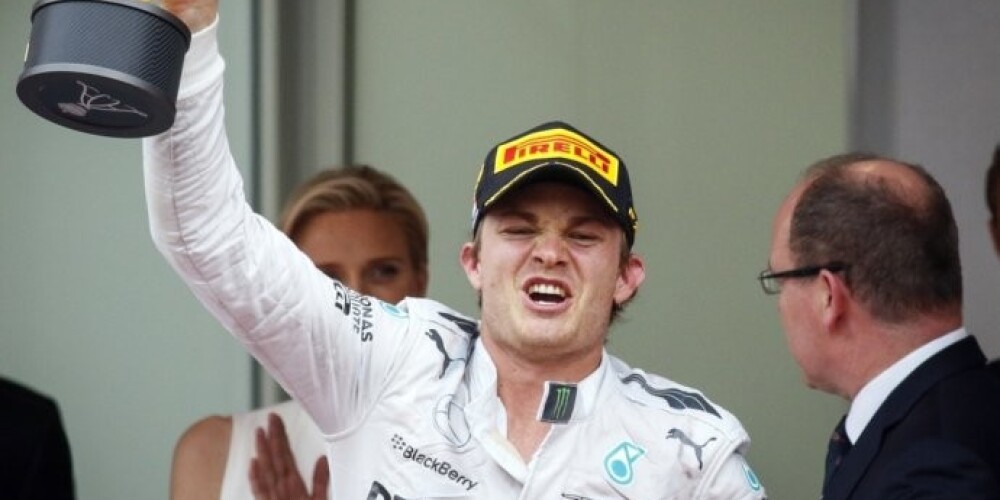 Rosbergs otro gadu pēc kārtas uzvar F-1 posmā Monako
