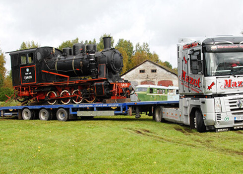 Gulbenes – Alūksnes mazbānītis ticis pie jaunas tvaika lokomotīves. 1951. gadā Vācijā ražotā tvaika lokomotīve nule atjaunota un tai dots dirižabļu ražošanas izveidotāja fon Cepelīna vārds – „Ferdinands”.