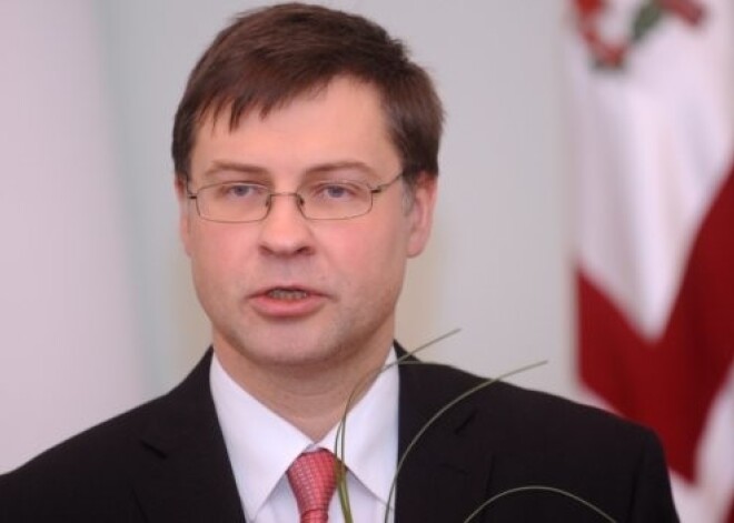 Valdība atbalsta Dombrovska virzīšanu eirokomisāra amatam