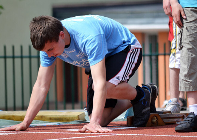 Izsludina konkursu sporta projekta "Lāčplēšu kross" rīkošanai