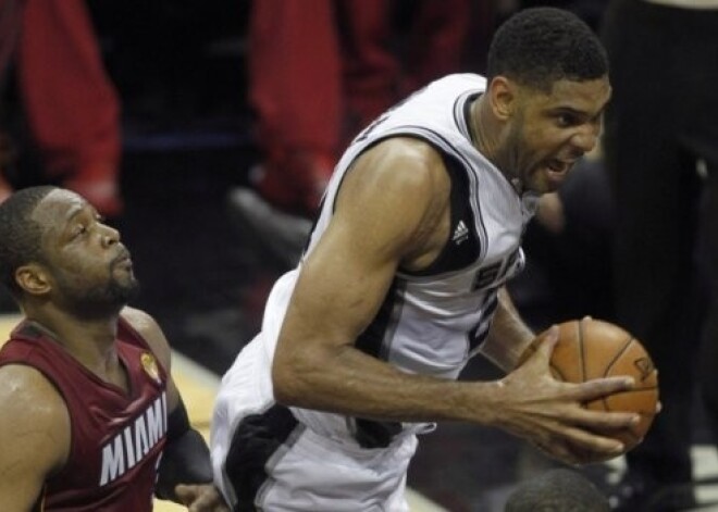 "Spurs" pirmajā NBA finālspēlē apspēlē čempionus "Heat"