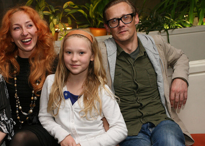 Aktrisei Ievai Puķei otra meitiņa. Apsveicam!