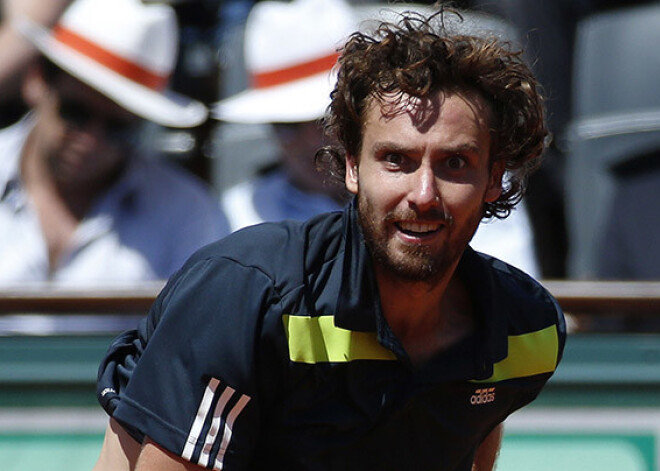 Gulbis: Stahovskis parādīja, kāpēc pērn Vimbldonā uzvarēja Federeru