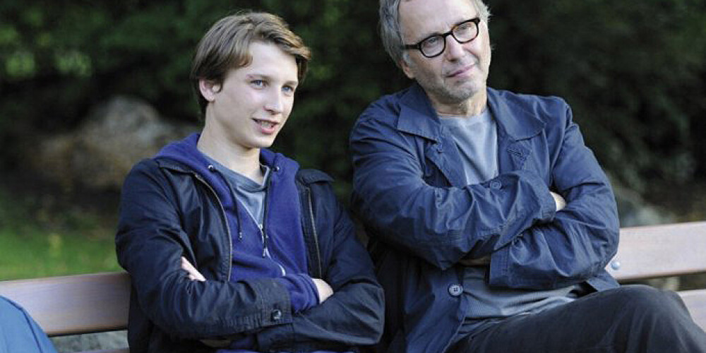 Trilleri "Mājā" kritiķi ir nodēvējuši par vienu no Fransuā Ozona labākajiem darbiem.