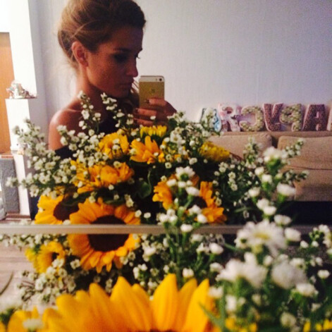 Ксения Бородина похвасталась букетом от неизвестного поклонника