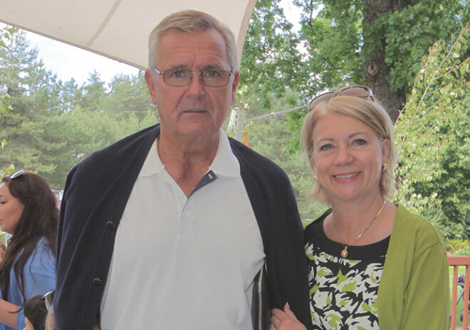 Jānis Jurkāns ar sievu Ilzi pirms diviem gadiem Jāņu laikā piedalījās golfa labdarības pasākumā. Šogad viņu tur nebija.