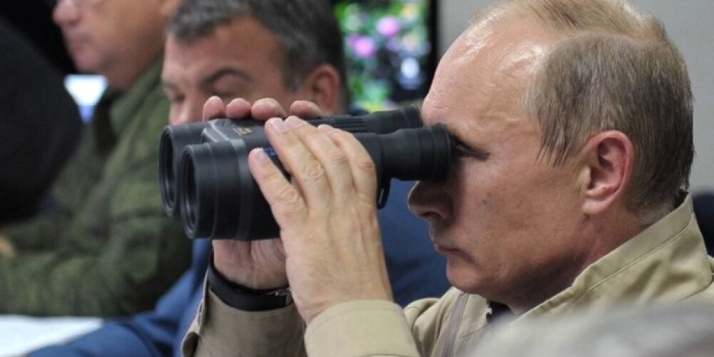 В ближайшие 48 часов Россия может начать на Украине миротворческую операцию, сообщают СМИ