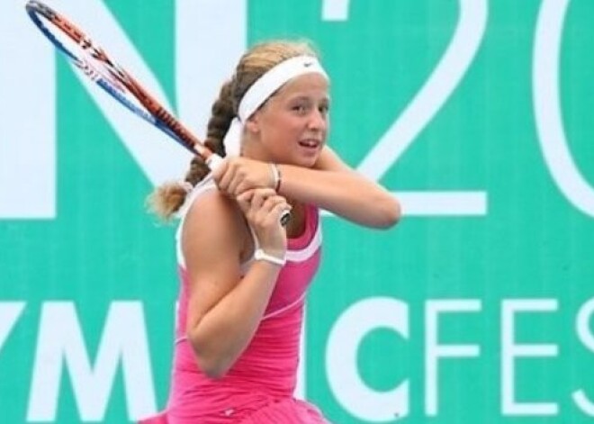 Latvijas tenisa cerība Aļona Ostapenko triumfē Vimbldonas junioru turnīrā