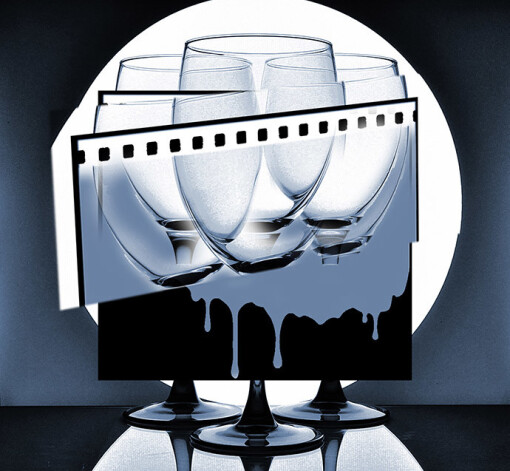 Liepājā skatāma izstāde „Cianovīns”, kurā reiz Liepājā studējošie mākslinieki eksponē fotodarbus, kuri tapuši tā saucamajā alternatīvajā (ne-sudraba) fotogrāfijas drukas tehnikā.