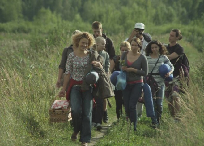 Kadri no Andra Gaujas jaunās filmas "Izlaiduma gads"