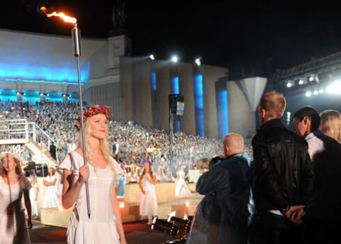 Spoži izskan Pasaules koru olimpiādes lielkoncerts Mežaparkā. FOTO