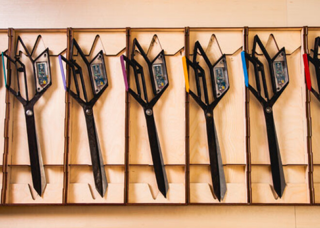 Gaismas pils atklāšanas lenti jau pārgriezuši 1000 cilvēku visā Latvijā. VIDEO