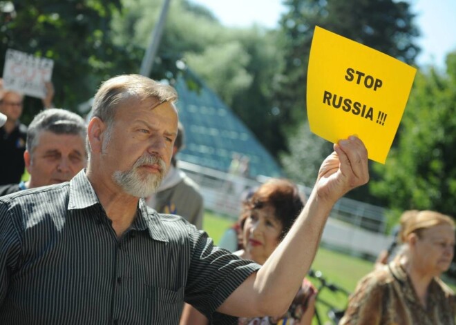 Protesta akcija pie Krievijas vēstniecības Rīgā