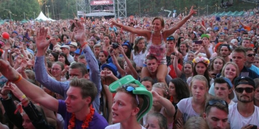 Īpašas publikas ovācijas izpelnījās harizmātiskā dziedātāja Elija Goldinga.