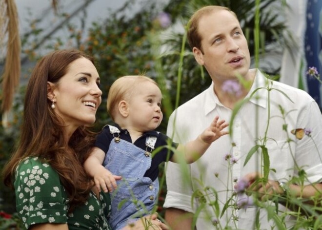 Kensingtonas pilī šodien svin mazā prinča Džordža 1 gada jubileju. FOTO