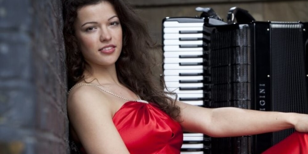 Ksenija Sidorova ir spilgta personība ar harismu un māksliniecisko intuīciju.