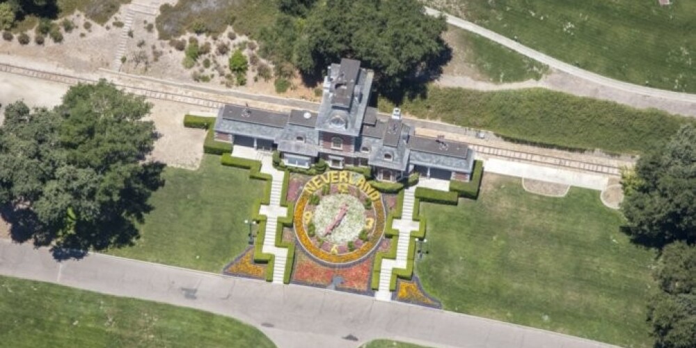 Изначальная стоимость здания составляла 26 миллионов долларов, но продавцы хотят выручить за него 50 миллионов