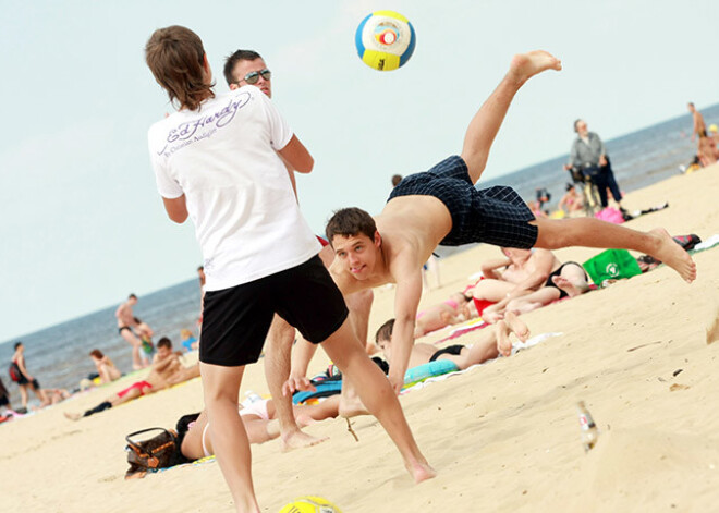 Vecāķu pludmalē notiks "Beach Games 2014"