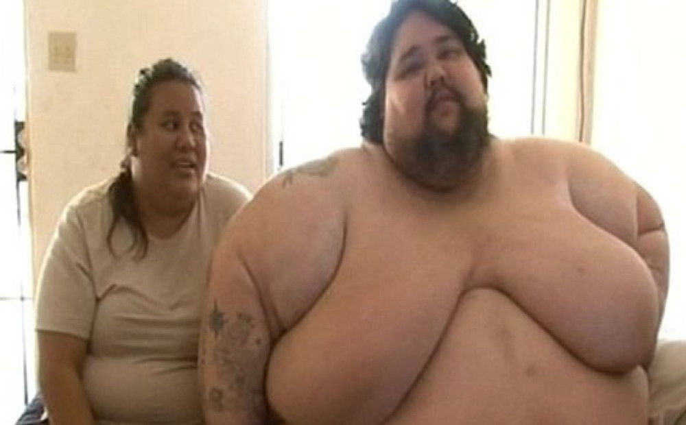 Не пощадила своего попца для жирного хера Не пощадила своего попца для жирного хера