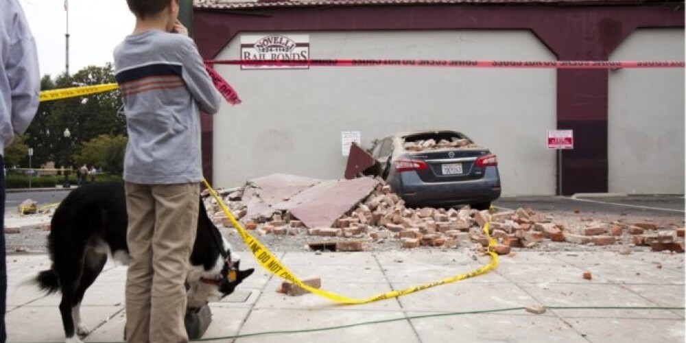 В Калифорнии сильнейшее землетрясение за 25 лет: более сотни пострадавших