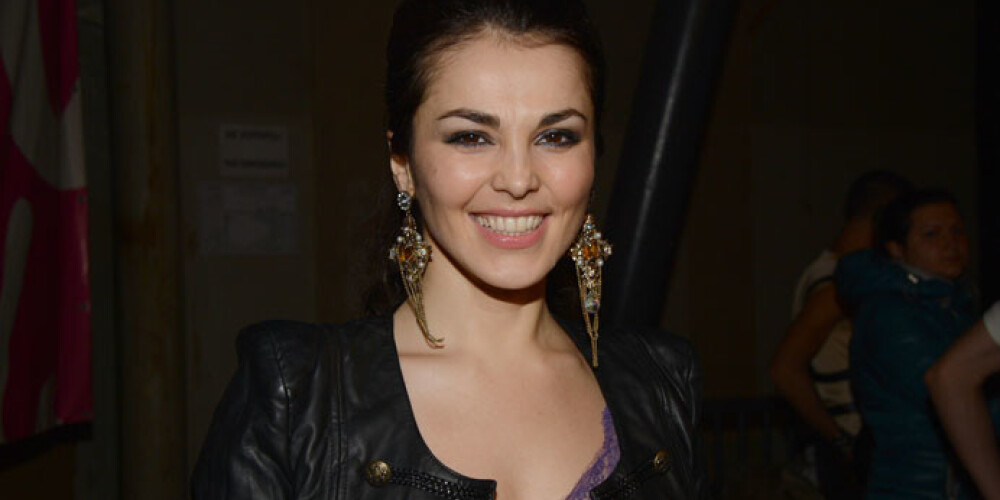 Сати Казанова признается, что раньше рассчитывала через мужчину решить проблемы, получить все: деньги, карьеру, заботу и любовь