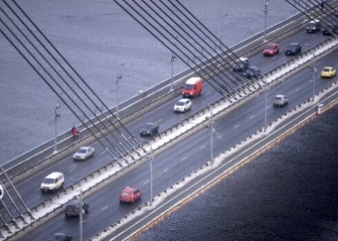 Вантовый мост имеет свое нынешние название с 1989 года