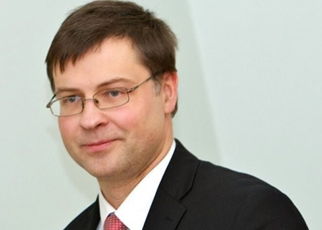 Dombrovskim piedāvāts EK viceprezidenta un enerģētikas savienības komisāra portfelis