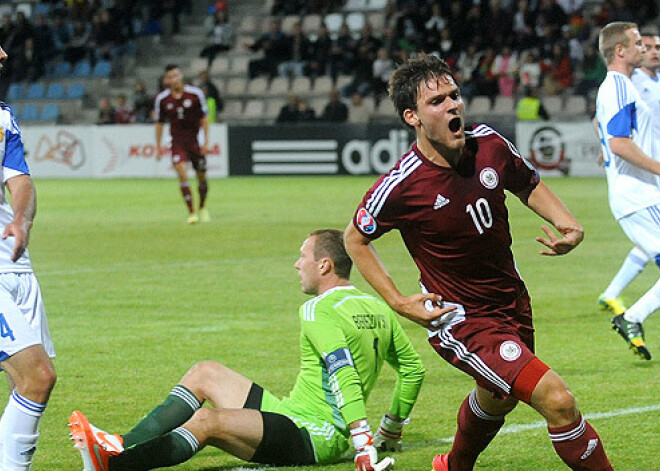 Latvijas futbola izlase uzveic Armēnijas valstsvienību. FOTO