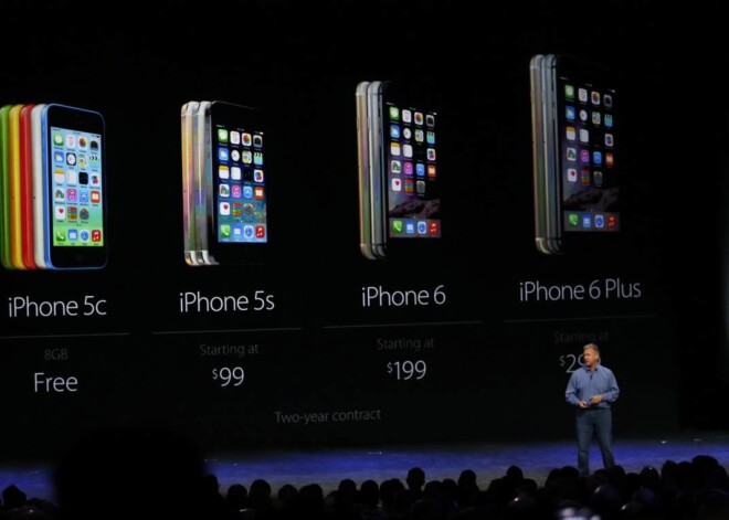ASV informācijas tehnoloģiju kompānija "Apple Inc." otrdien, 9.09., prezentēja divus jaunākās paaudzes viedtelefonus "iPhone" - "iPhone 6" un lielāku modeli "iPhone 6 Plus".