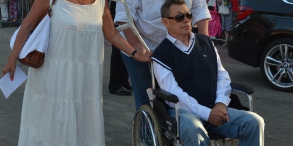 Aktieris Nikolajs Karačencovs ar dzīvesbiedri Ludmilu Porginu 2013. gadā Jūrmalā, festivālā “Jaunais Vilnis”.