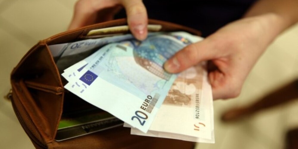 Иностранные студенты в основном выбирают арендовать квартиру втроём и каждый из них на аренду готов потратить 200-300 евро в месяц