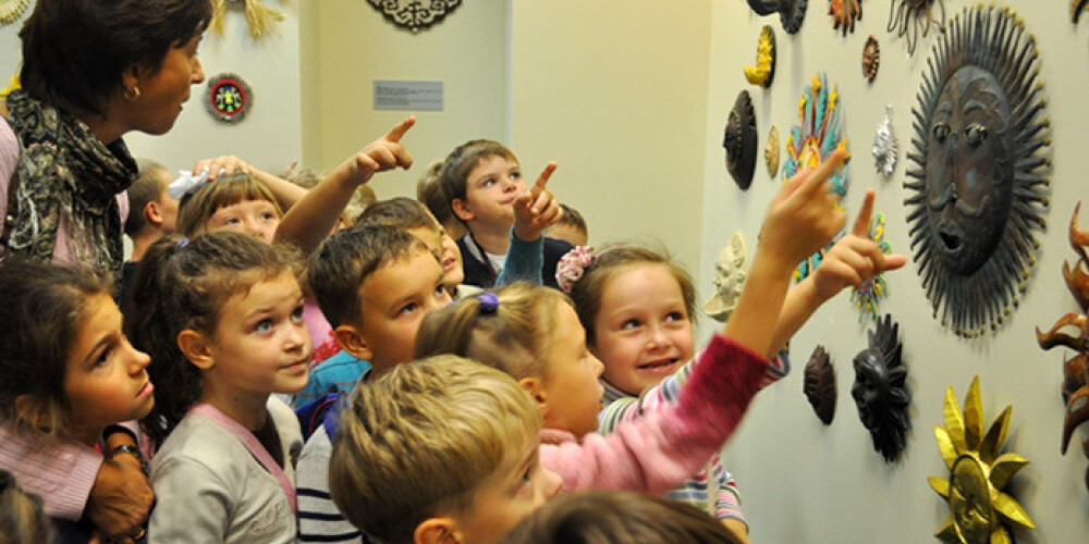 Ar plašu pasākumu programmu oktobris Rīgā būs "Bērnu kultūras mēnesis"