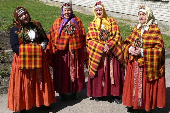 Šajās brīvdienās uz vieniem no sava novada lielākajiem svētkiem – aicina suiti. Alsungā notiks tradicionālie Svētā Miķeļa svētki.