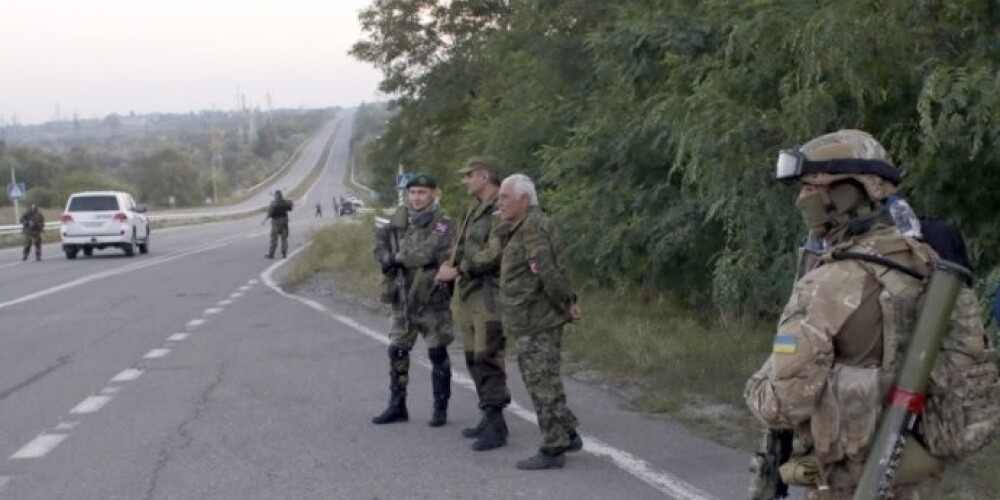 Также член СПЧ заявил, что намерен выехать в Донецк на следующей неделе для расследования фактов массовых захоронений в этом районе